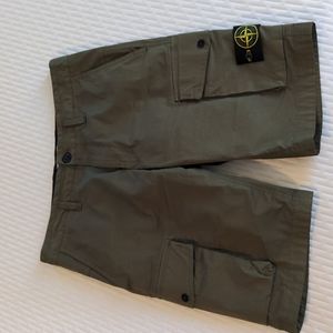 Stone Island Cargo Shorts, waist 30